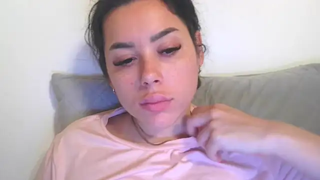 LovelyJulliette online show from 11/29/25, 02:28