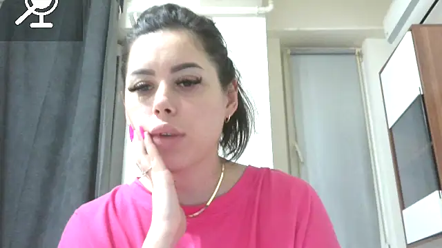 LovelyJulliette online show from 03/10/26, 06:01