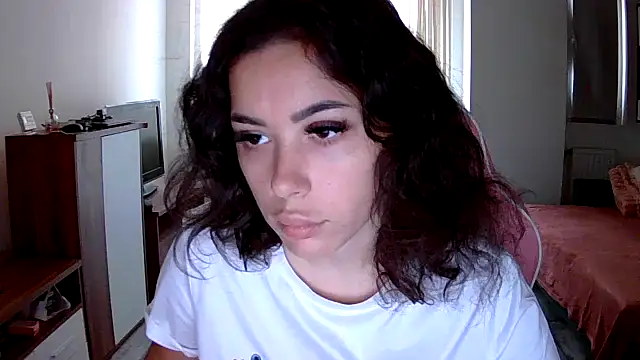 Snapshot of LovelyJulliette chatting on 09/29/25, 11:49 LovelyJulliette online show from 09/29/25, 11:49