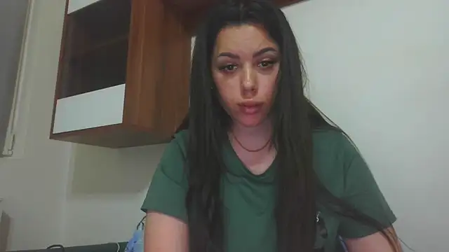 LovelyJulliette online show from 05/05/26, 11:19