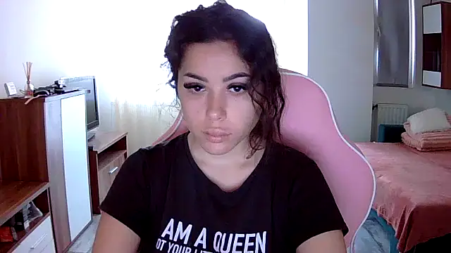 Snapshot of LovelyJulliette chatting on 09/27/25, 10:21 LovelyJulliette online show from 09/27/25, 10:21