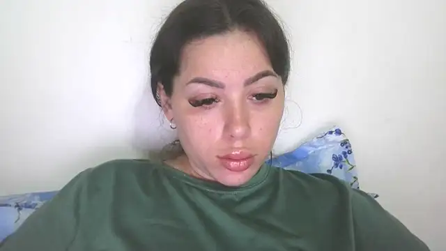 Snapshot of LovelyJulliette chatting on 06/10/26, 10:49 LovelyJulliette online show from 06/10/26, 10:49