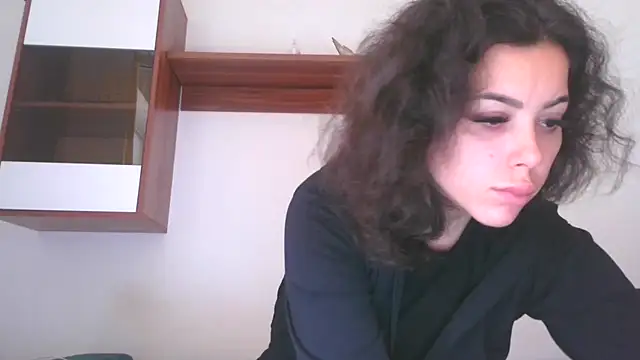 Snapshot of LovelyJulliette chatting on 10/14/25, 12:06 LovelyJulliette online show from 10/14/25, 12:06