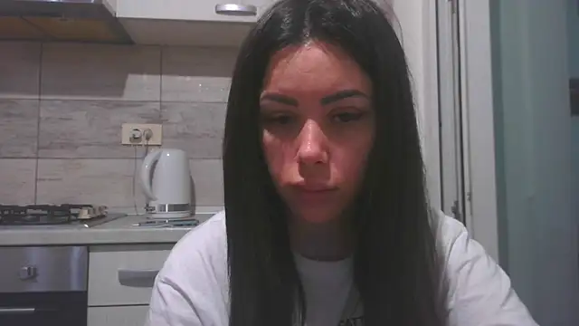 LovelyJulliette online show from 05/09/26, 12:30