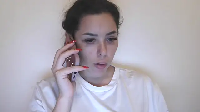 LovelyJulliette online show from 11/06/25, 09:30