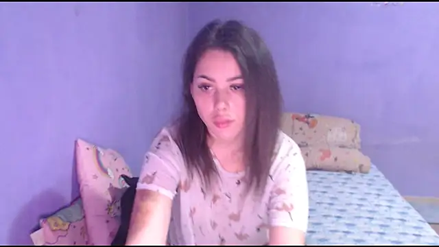 Snapshot of LovelyJulliette chatting on 03/07/25, 08:11 LovelyJulliette online show from 03/07/25, 08:11