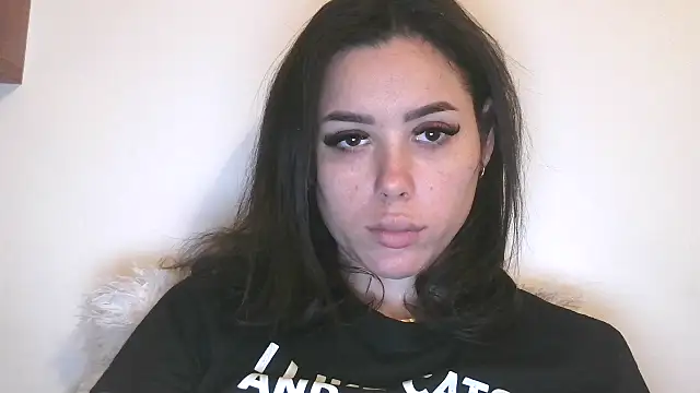 LovelyJulliette online show from 01/13/26, 03:49