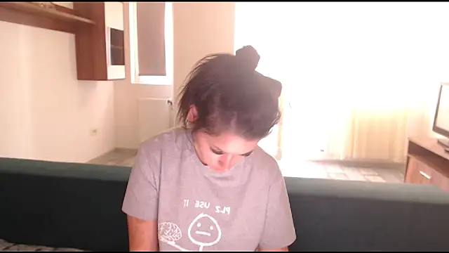 Snapshot of LovelyJulliette chatting on 03/14/25, 11:12 LovelyJulliette online show from 03/14/25, 11:12