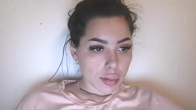 LovelyJulliette online show from 02/11/26, 06:19