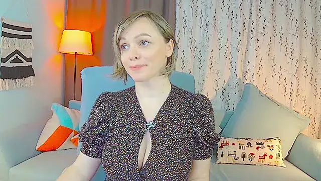 Snapshot of NandiSmile chatting on 01/09/26, 07:32 NandiSmile online show from 01/09/26, 07:32