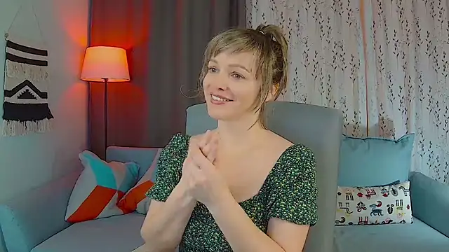 NandiSmile online show from 03/13/26, 09:47