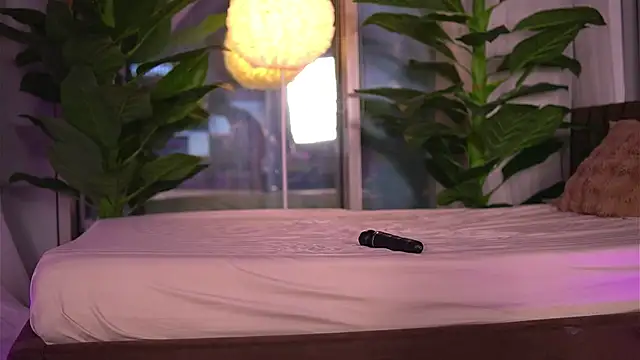 KaylaBray online show from 10/22/25, 03:28