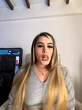 Snapshot of natashasweet chatting on 10/18/25, 02:02 natashasweet online show from 10/18/25, 02:02