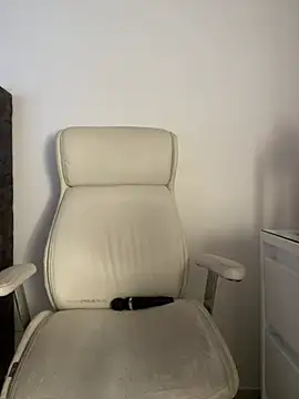 Snapshot of natashasweet chatting on 03/03/25, 03:54 natashasweet online show from 03/03/25, 03:54