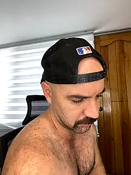 ADONIS ART01 online show from 10/28/25, 03:44