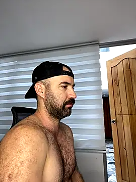 ADONIS ART01 online show from 10/27/25, 02:40