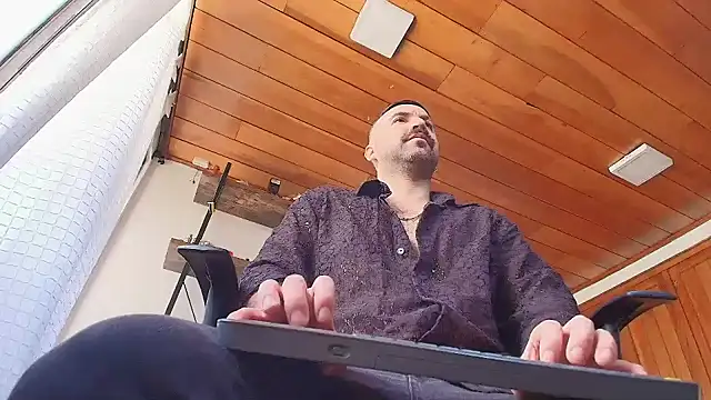 ADONIS ART01 online show from 02/14/26, 05:35