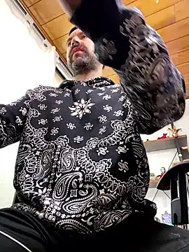 ADONIS ART01 online show from 01/14/26, 01:26