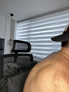 ADONIS ART01 online show from 11/05/25, 02:20