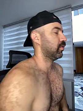 ADONIS ART01 online show from 11/03/25, 03:04