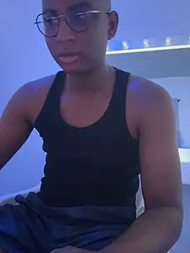 Arwens bell08 online show from 02/02/25, 02:48