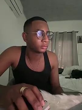 Arwens bell08 online show from 03/04/25, 10:49