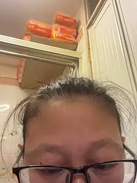 Snapshot of cokezero1668 chatting on 02/14/25, 05:57 cokezero1668 online show from 02/14/25, 05:57