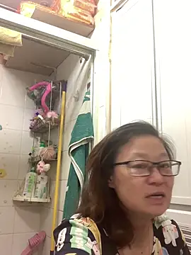 Snapshot of cokezero1668 chatting on 03/13/25, 08:04 cokezero1668 online show from 03/13/25, 08:04