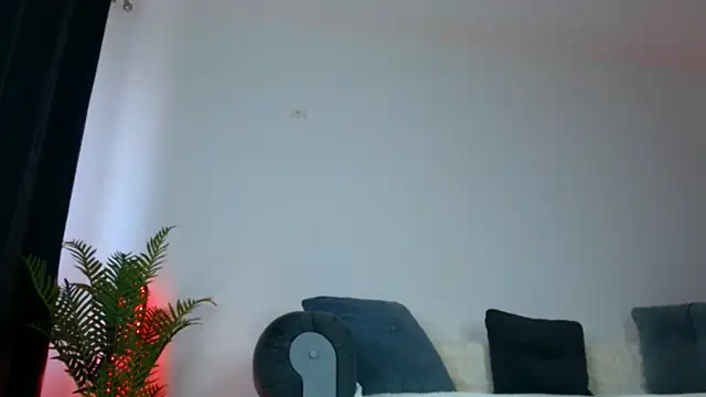 arianatattoos online show from 05/27/26, 06:54