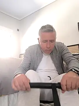 Snapshot of fransexdol chatting on 04/12/26, 10:51 fransexdol online show from 04/12/26, 10:51