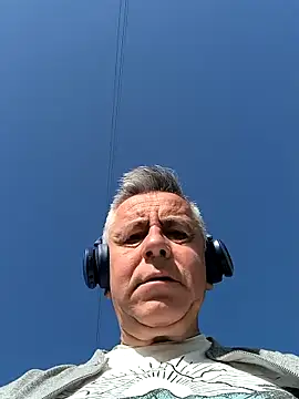 Snapshot of fransexdol chatting on 04/06/26, 08:04 fransexdol online show from 04/06/26, 08:04