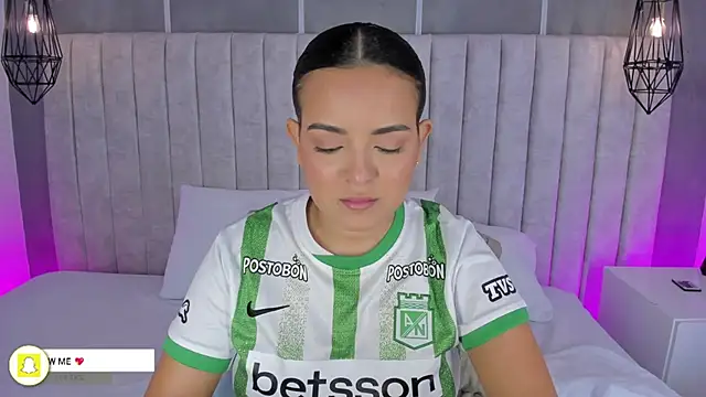 lea gray online show from 11/30/25, 05:36