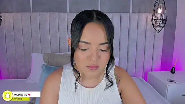 lea gray online show from 12/01/25, 06:31