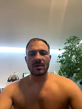Snapshot of Adventurehotman chatting on 10/03/25, 10:11 Adventurehotman online show from 10/03/25, 10:11