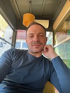 Adventurehotman online show from 04/09/26, 07:25