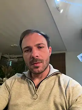 Snapshot of Adventurehotman chatting on 03/19/25, 08:43 Adventurehotman online show from 03/19/25, 08:43