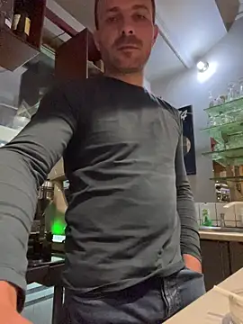Adventurehotman online show from 05/18/26, 06:45