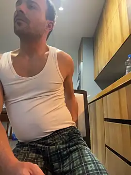 Adventurehotman online show from 03/05/26, 10:48