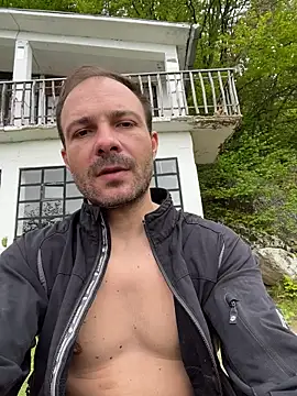 Adventurehotman online show from 05/10/26, 12:42