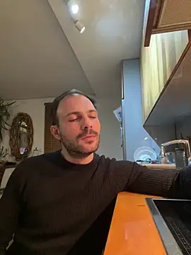 Snapshot of Adventurehotman chatting on 03/02/25, 11:39 Adventurehotman online show from 03/02/25, 11:39