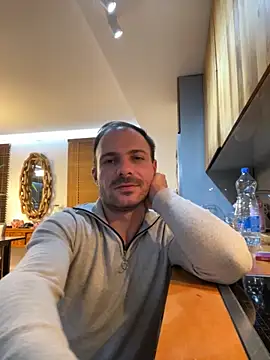 Adventurehotman online show from 10/21/25, 11:26