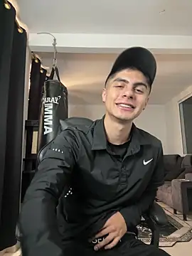 Stiven CL online show from 02/10/26, 02:16