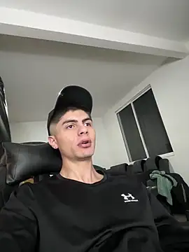 Stiven CL online show from 02/24/26, 01:01