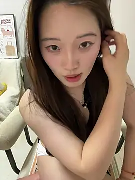 Snapshot of rose-u chatting on 03/06/25, 09:25 rose-u online show from 03/06/25, 09:25