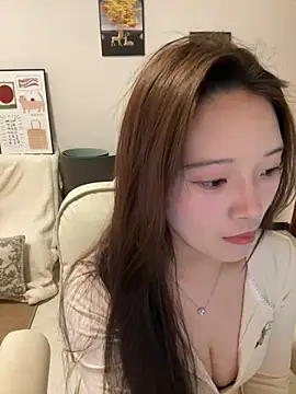 Snapshot of rose-u chatting on 02/27/25, 03:08 rose-u online show from 02/27/25, 03:08