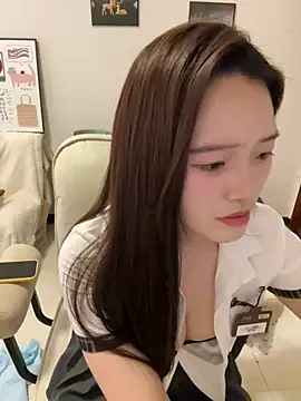 Snapshot of rose-u chatting on 01/18/25, 06:56 rose-u online show from 01/18/25, 06:56