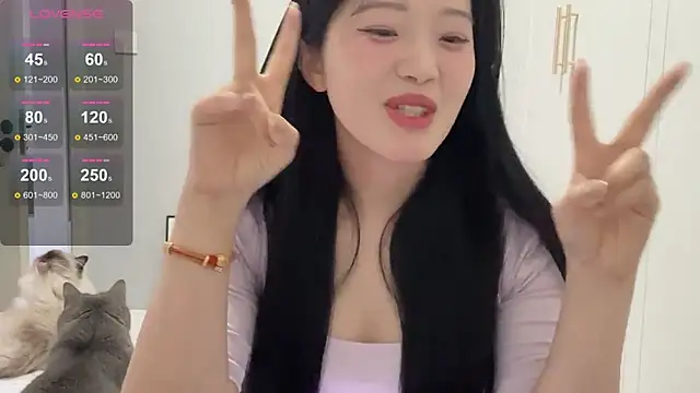 rose-u online show from 10/27/25, 01:28