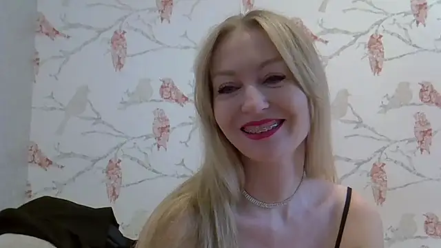 Snapshot of ZarinaSwift chatting on 03/01/25, 04:37 ZarinaSwift online show from 03/01/25, 04:37