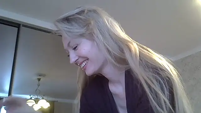 ZarinaSwift online show from 03/22/26, 05:10