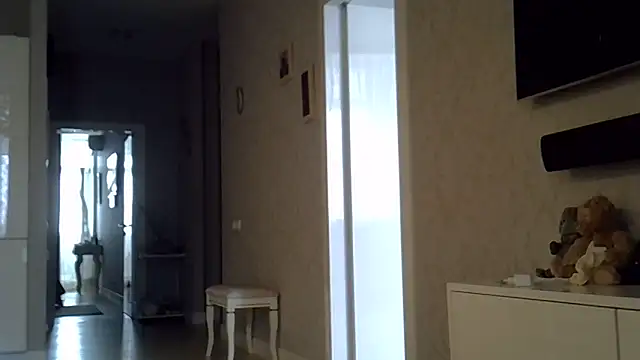 ZarinaSwift online show from 05/16/26, 06:23